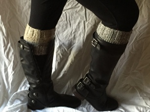2 color reversible boot cuff pattern